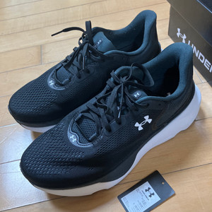 언더아머 Infinite Pro2 러닝화