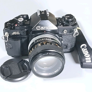 A-1 필름카메라 + 50mm f/1.4 렌즈 세트