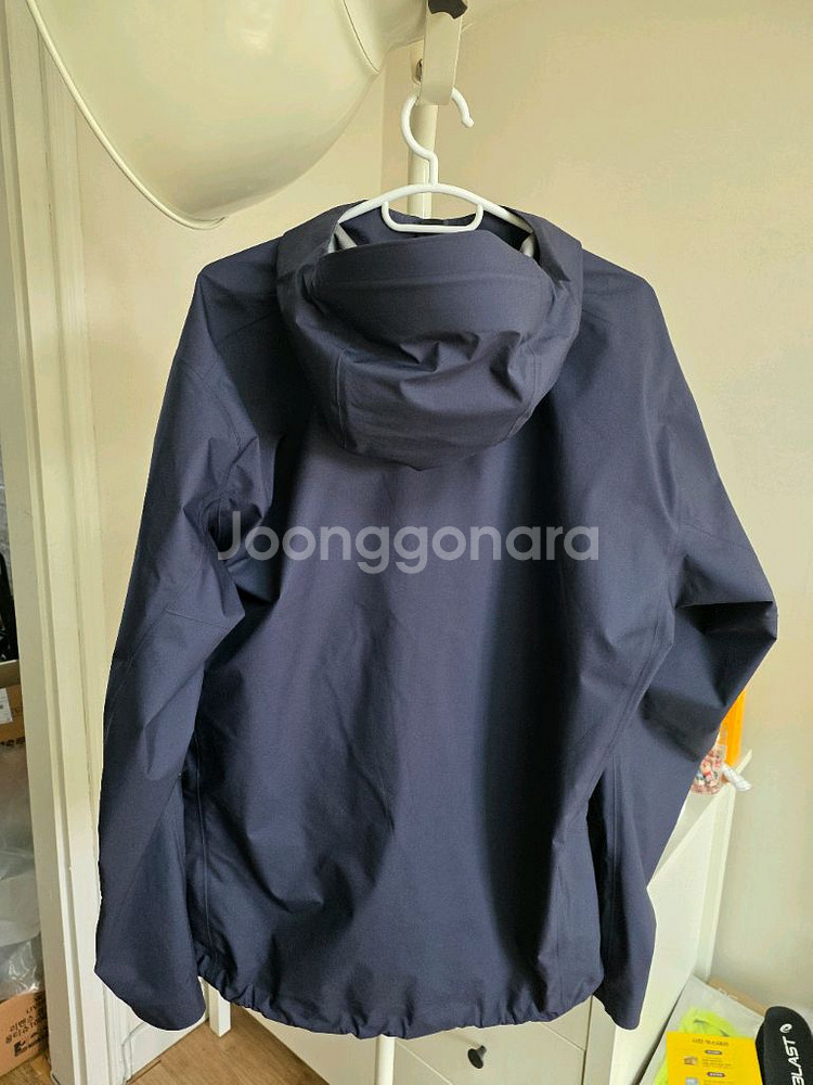 아크테릭스 베타 자켓 블랙사파이어 L사이즈(새상품급)--6