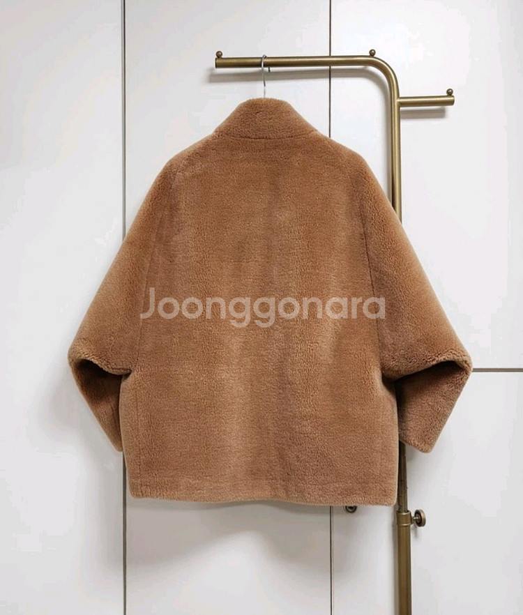 미착용/셀럽샵 양모 무스탕L--2