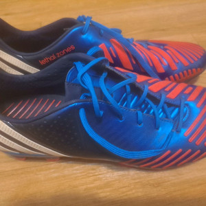 프레데터 리셀존 축구화 270 hg