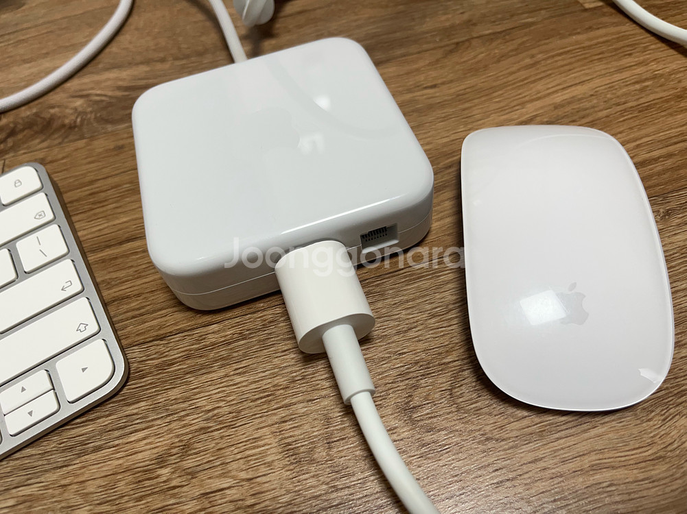 애플 아이맥 M1 (ssd 256 / 8기가 메모리)--2