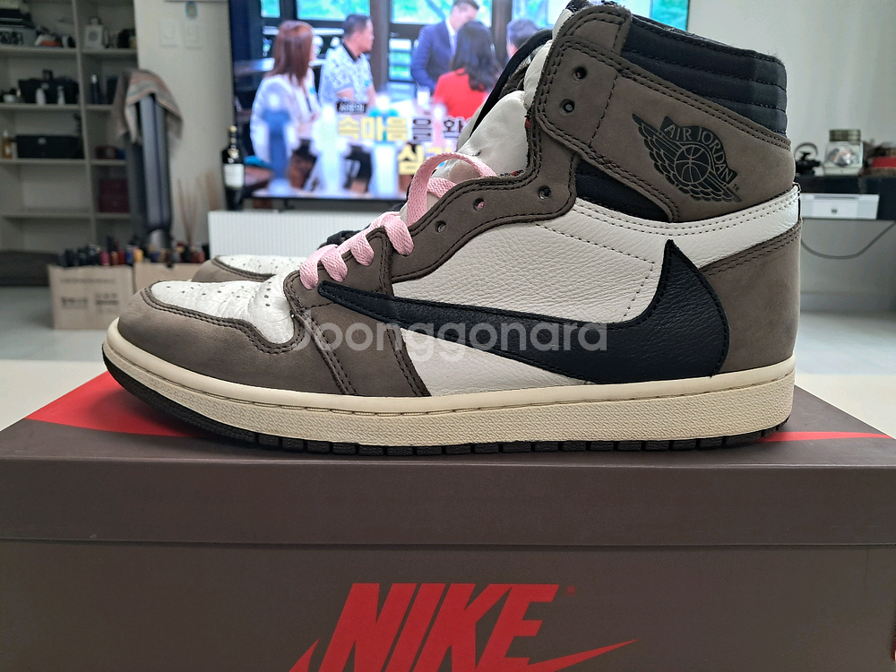 나이키 에어조던1 하이 브라운--0
