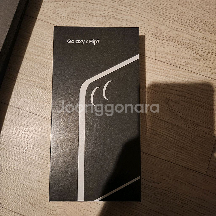갤럭시플립7 블랙+버즈3 실버 미개봉 새상품--0