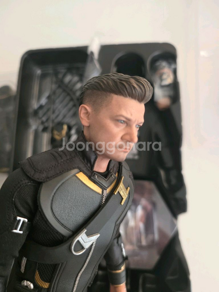 핫토이 호크아이 디럭스 팝니다--5