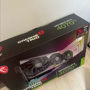 GeForce RTX 4070 Ti 게이밍 트리오 슬림