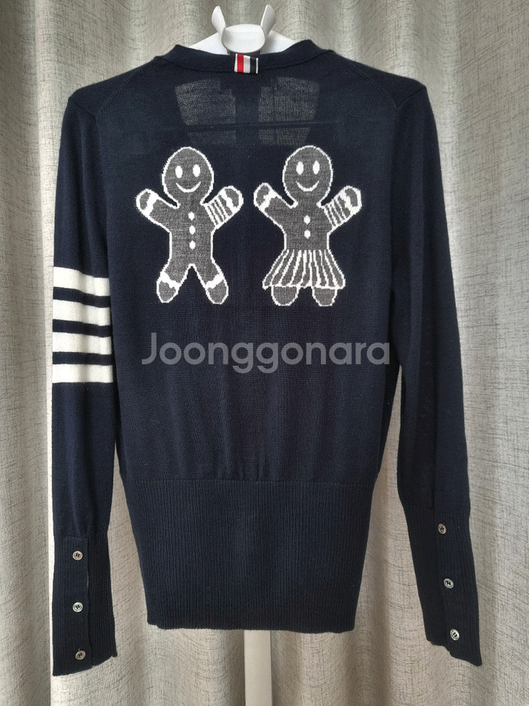 (새상품)톰브라운 4바 스트라이프 니트 가디건--2