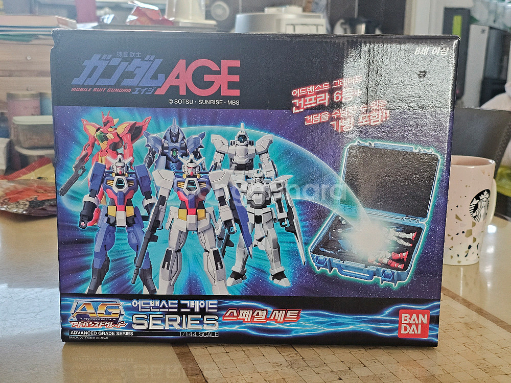 반다이 AG 건담 프라모델 6세트 수납 케이스--0