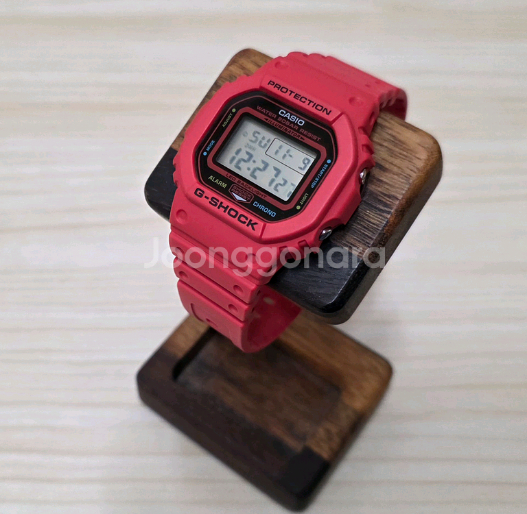 지샥. DW-5600EP-4DR.--0