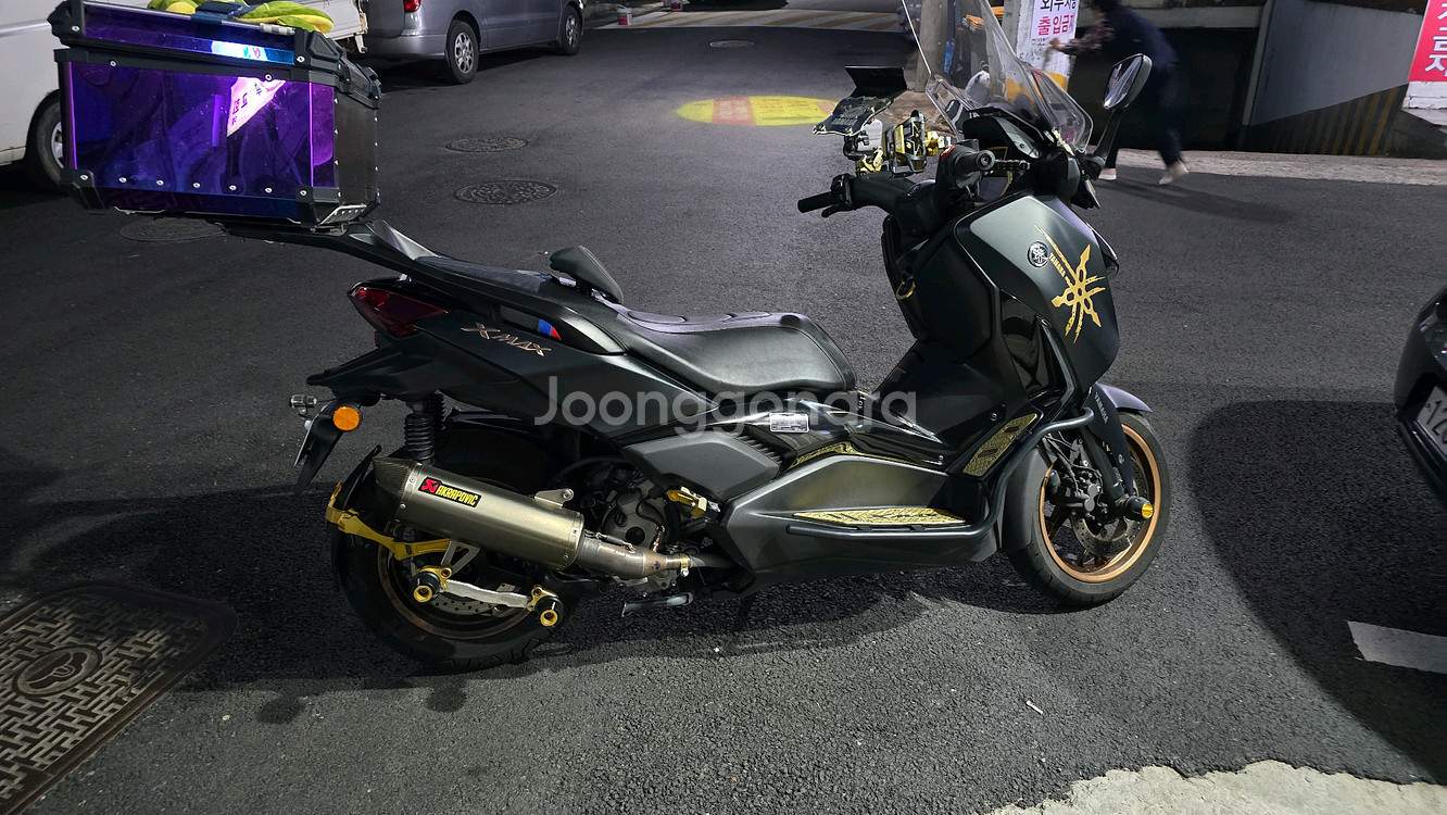 야마하 XMAX 300 스쿠터--0