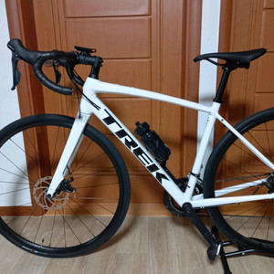 상태최상 2023년식 트렉 도마니AL3 52사이즈 자전거