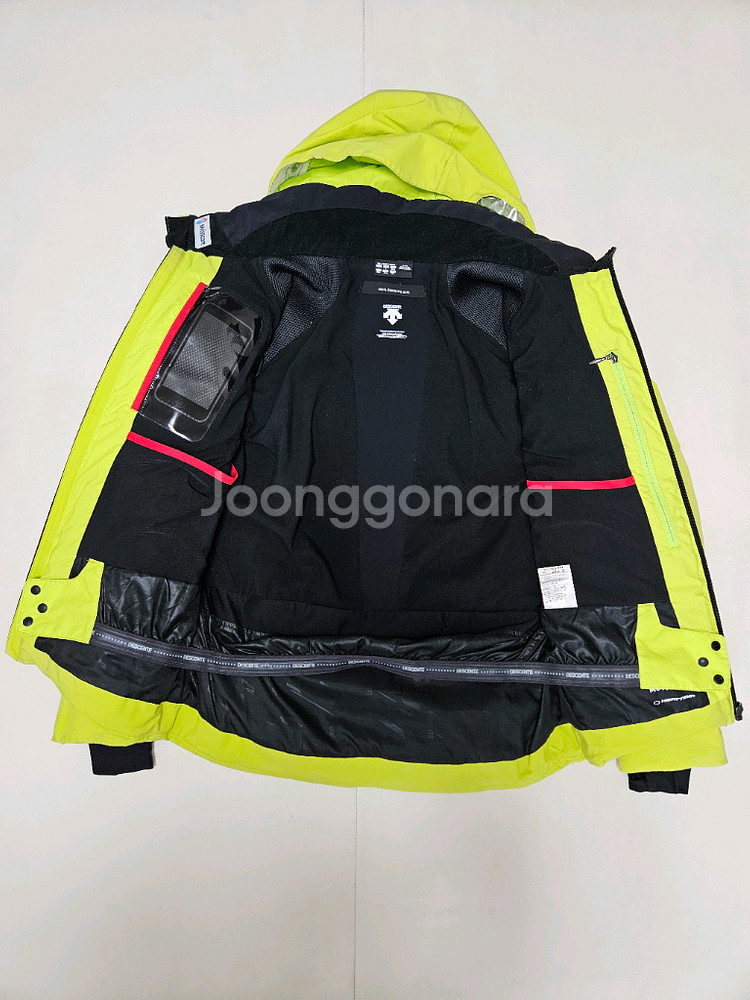 데상트 스키복 스위스 팀복 자켓100 바지90--4