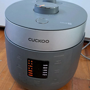 쿠쿠 6인용 압력밥솥 CRP-P100PGD