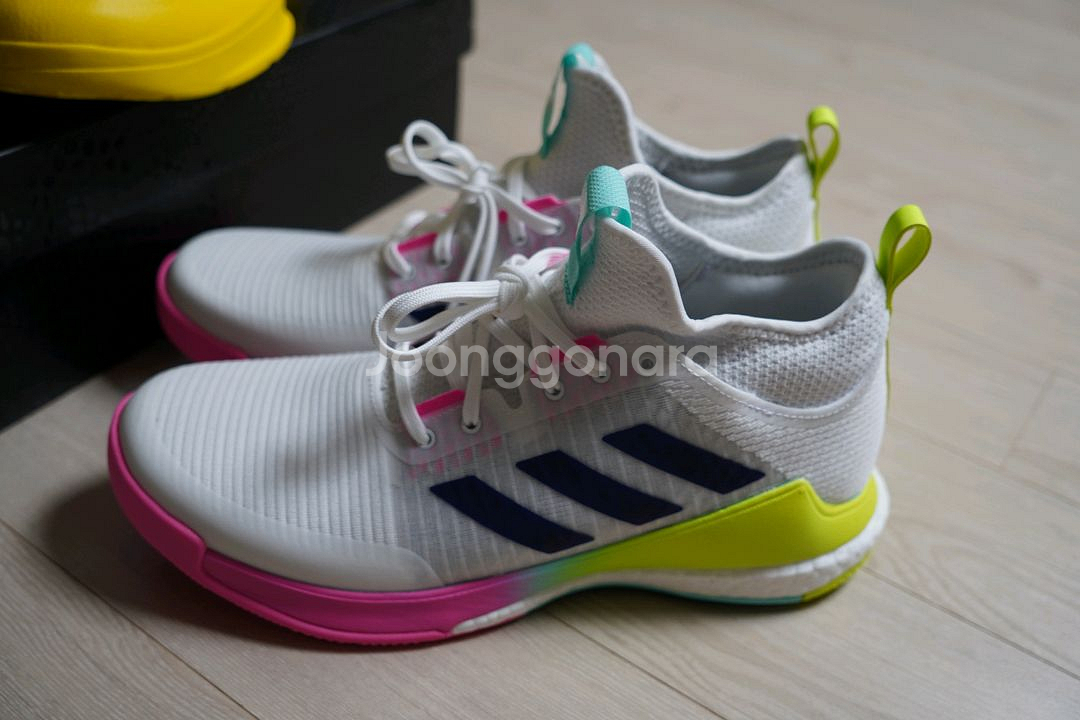 아디다스 크레이지플라이트 270--1