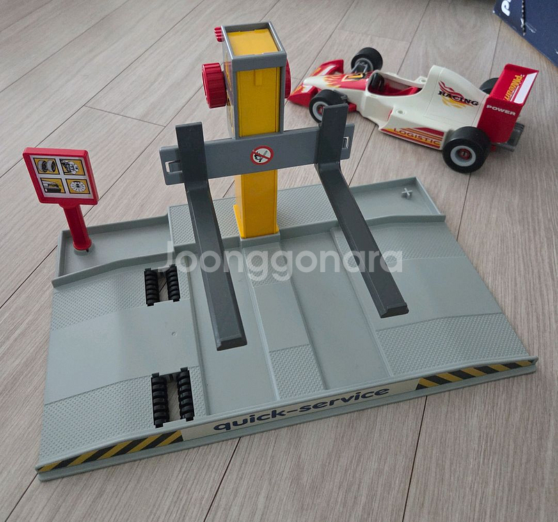 플레이모빌 정비소 및 F1 레이싱카--2