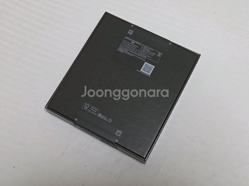 갤럭시 Z폴드7 512GB 블랙 자급제 미개봉 새제품--1