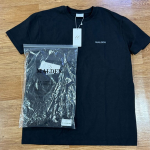 몰든 머슬핏 반팔 티셔츠 블랙 팝니다