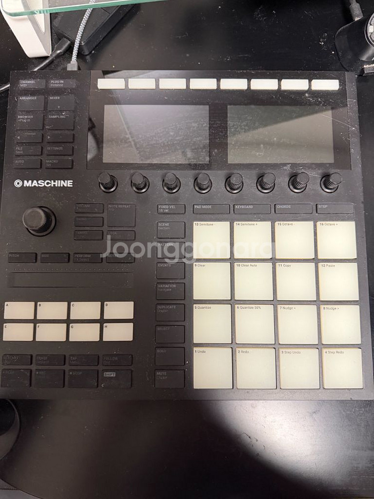 NI MASCHINE MK3--0