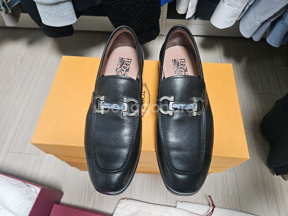 페라가모 / 로퍼 / 5.5 국내250--0