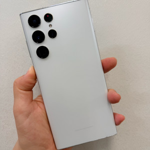 갤럭시s22울트라 256 화이트색상 팝니다