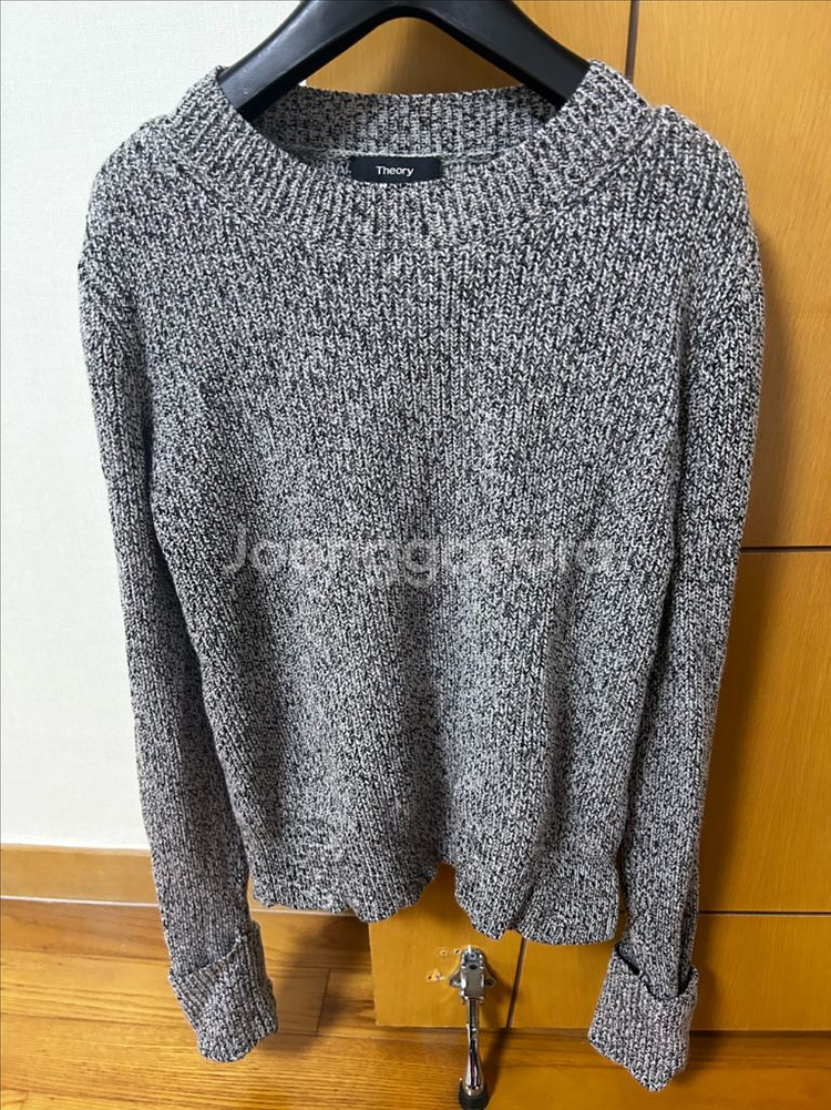 띠어리 니트 / 마시모두띠 클럽모나코 캐시미어 한섬 코스 아르켓 얼바닉 던스트 파사드패턴--1