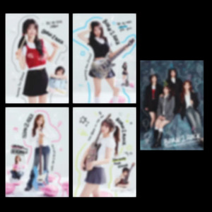 QWER 2주년 팝업 포스터 미개봉 입니다.