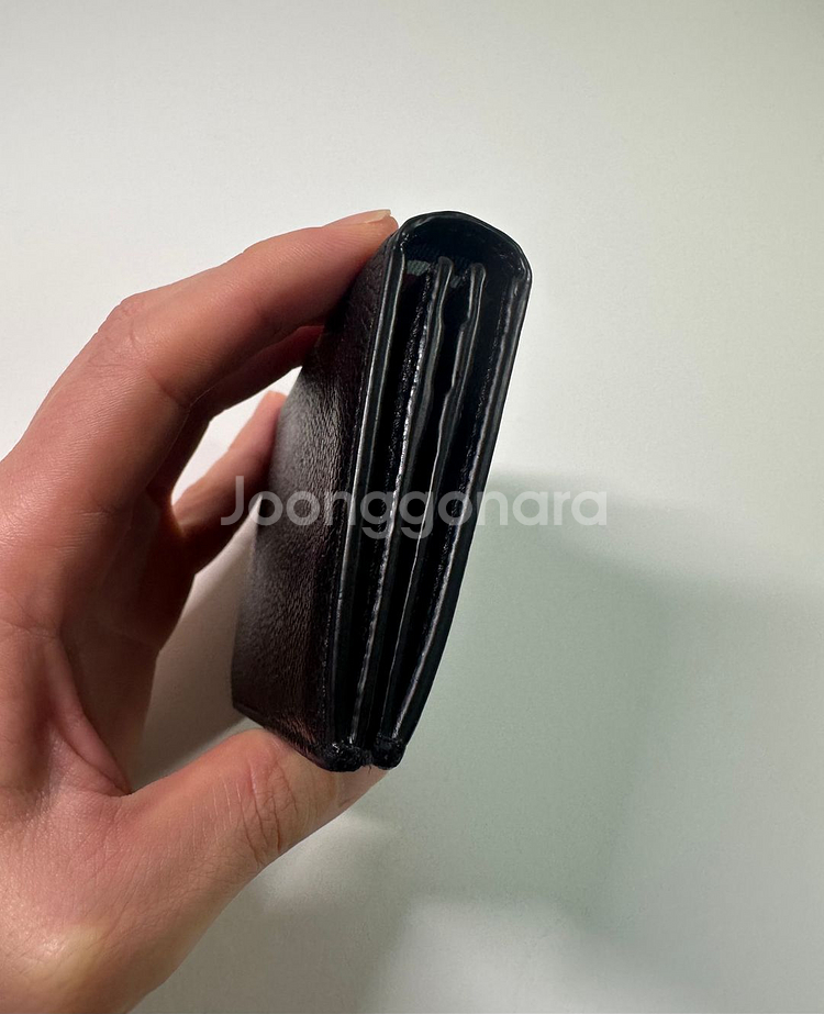 정품 톰브라운 페블 레더 블랙 더블 카드지갑--4