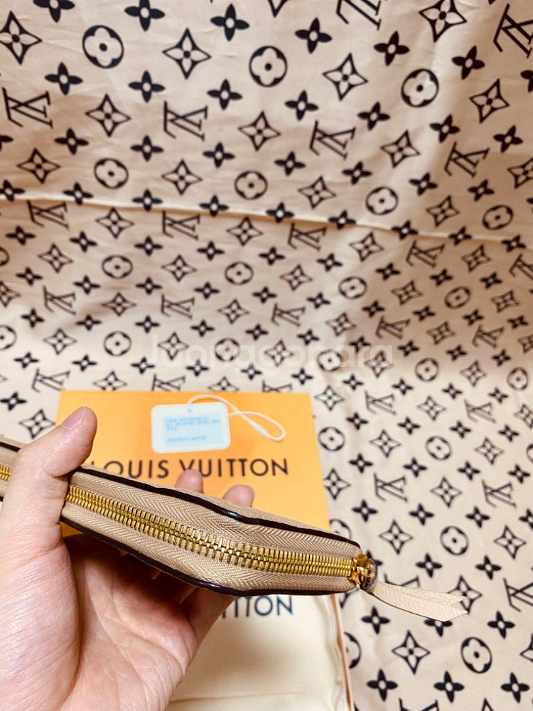 [OS] 루이비통 앙프렝뜨 끌레망스 지퍼돌이 장지갑--5