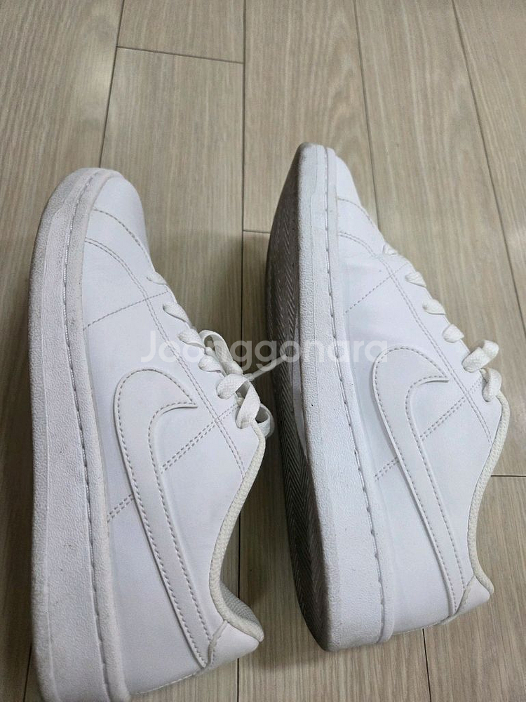 나이키 운동화--1