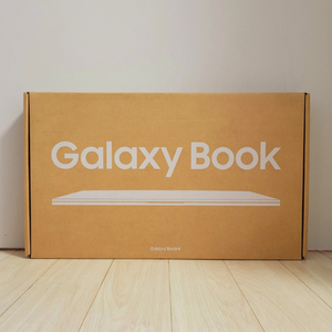 [갤럭시북4] 미개봉 최고사양 1tb.32gb.i7.외장그래픽내장 급