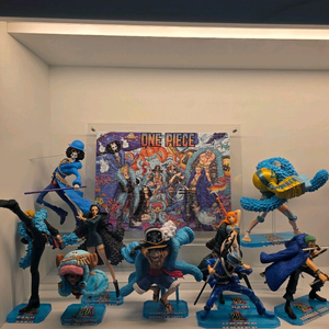 원피스 피규어 제일복권 밀짚모자해적단 20주년 풀세트 팝니다.