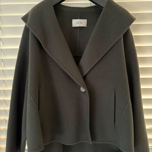 한섬 에스제이(SJSJ) 핸드메이드 반코트