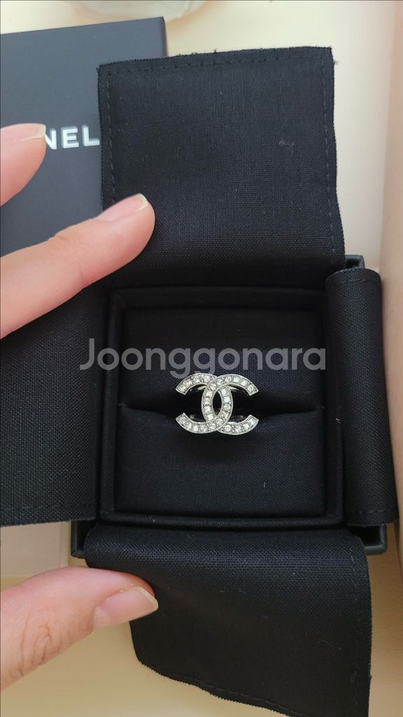 샤넬 반지 52호 새상품급--1