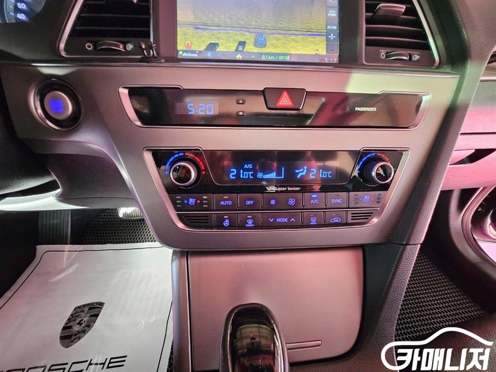 [현대]LF 쏘나타 2.0 프리미엄 #앱특가--9