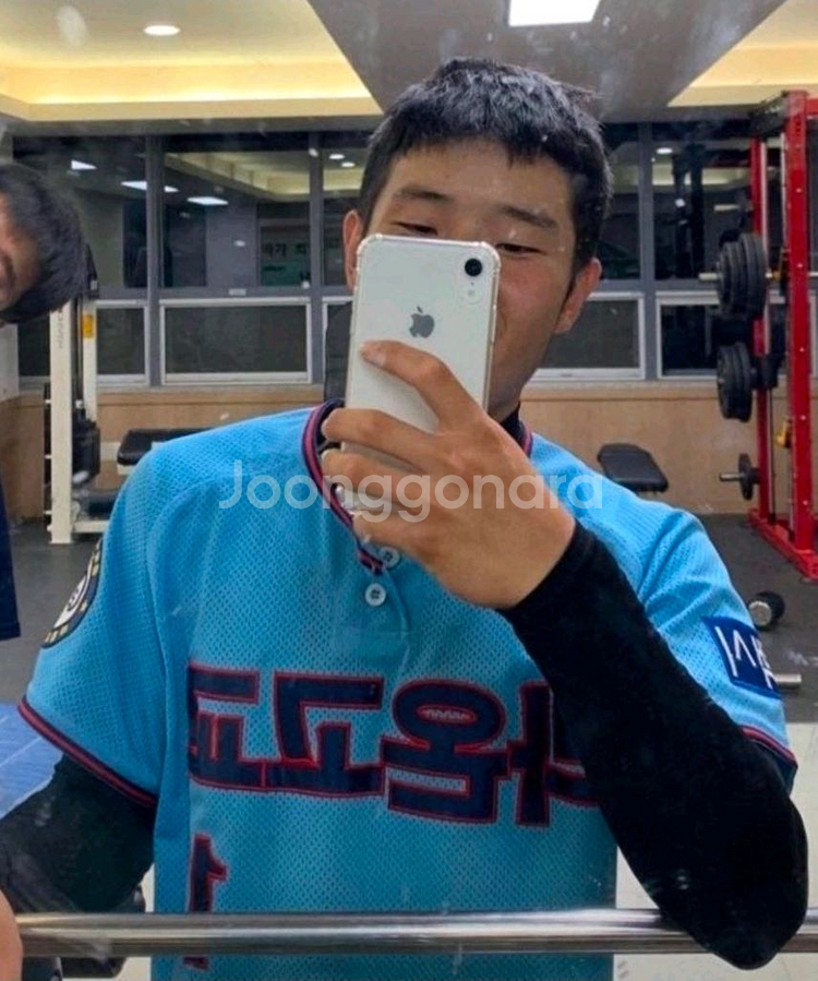 (미착용새옷)삼성라이온즈 김지찬 라온고교 유니폼 M--3