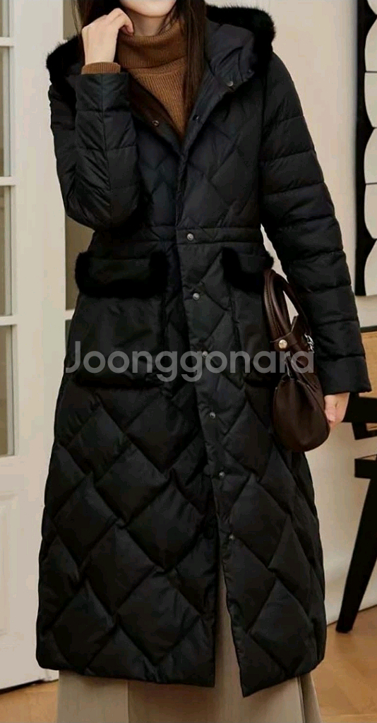 TINA 티나 밍크트리밍 구스 퀼팅 허리밴딩 패딩 코트 77사이즈 새제품각 블랙컬러, 실버그레이컬러--0