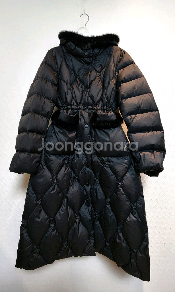 TINA 티나 밍크트리밍 구스 퀼팅 허리밴딩 패딩 코트 77사이즈 새제품각 블랙컬러, 실버그레이컬러--4