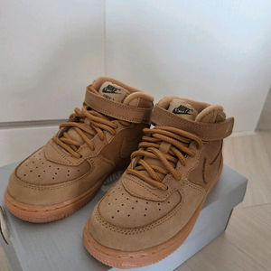 나이키 에어포스1 미드된장 키즈