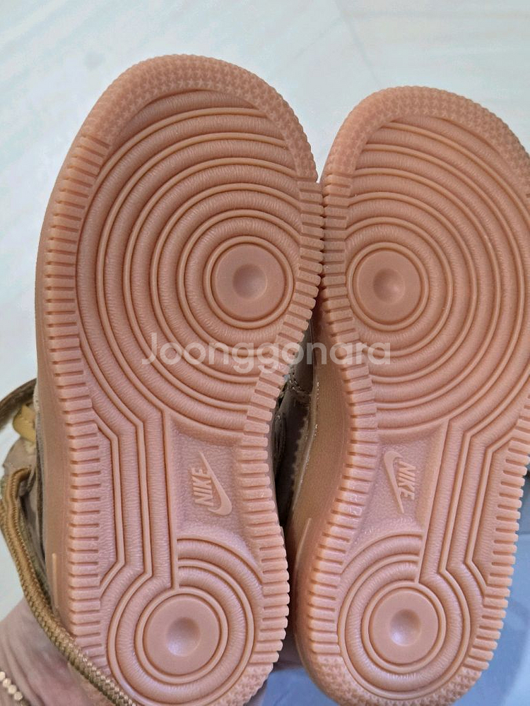 나이키 에어포스1 미드된장 키즈--4