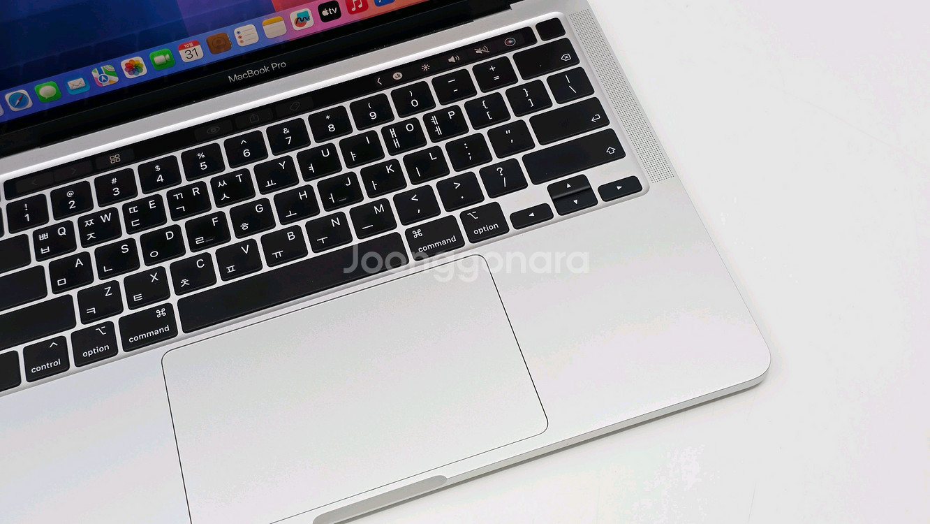 (중고)2020맥북프로 13인치 32GB 512GB 실버 풀박스 노트북 i7 인텔맥--2