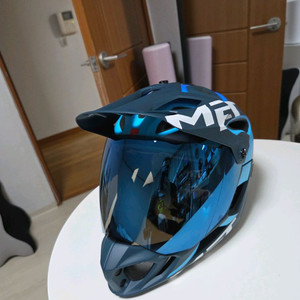 멧헬멧 M 사이즈(새상품 컨디션)