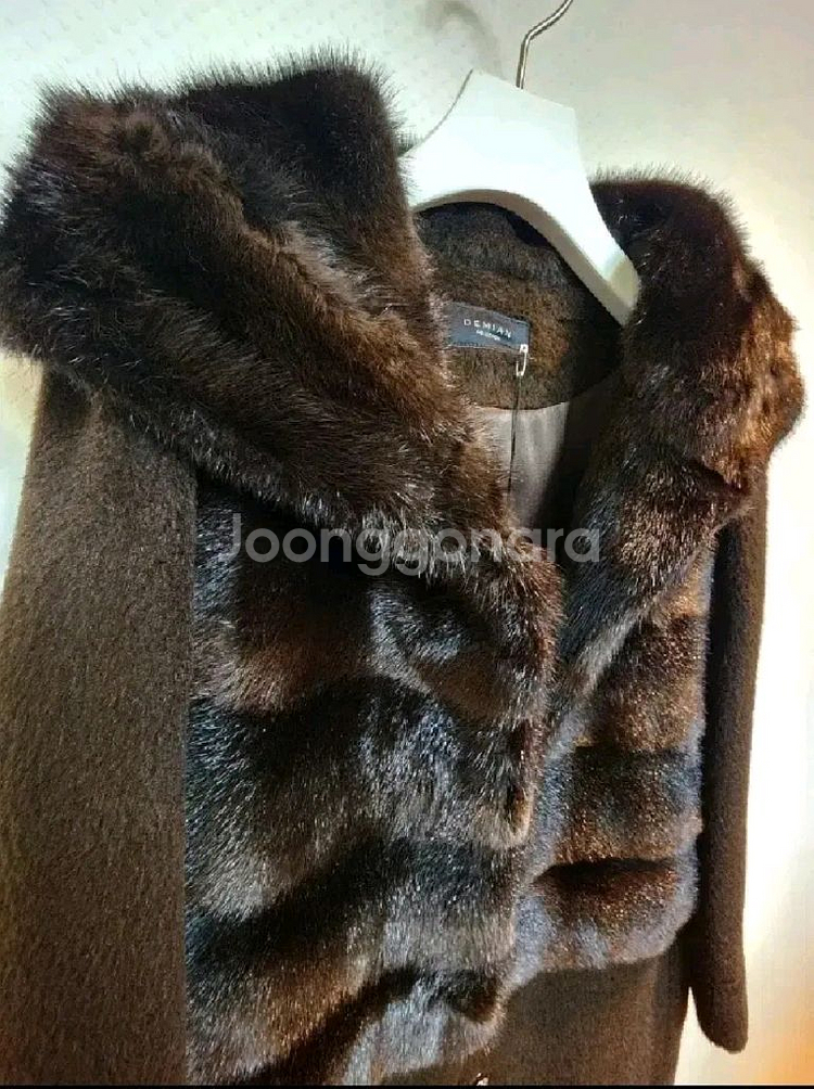 데미안 그라데이션 리얼 휘메일 밍크 알파카 모혼방 코트 55사이즈 새제품 초코브라운컬러--1