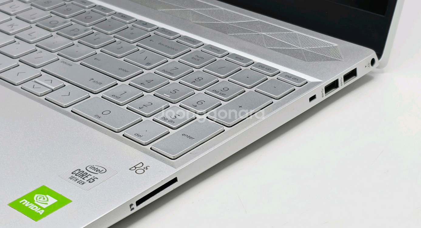 (중고)HP 파빌리온 15-cs3011tx I5/16GB MX250 노트북 게이밍/사무--1