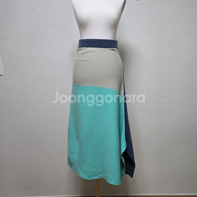 잇미샤 2020 울 밴딩 스커트--5