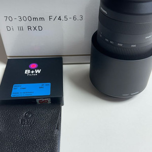 소니 FE 망원 탐론 70-300 f/4.5-6.3 B+w 슈나이더 필터 포함