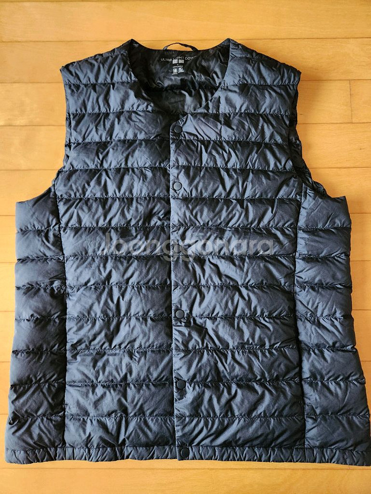 유니클로 울트라라이트다운 패딩 조끼 L--0