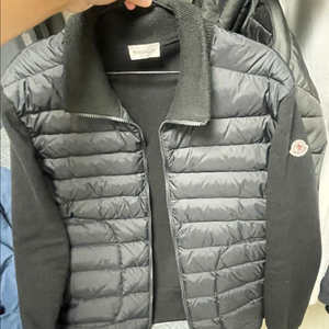 몽클레어 니트패딩 팔아요