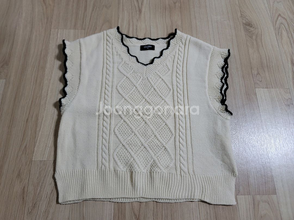 여아140~150일괄11장.무스탕코트.셀덴조끼.크록스원피스.컬리수셋업 등.여아겨울가을옷.상태좋아요~--3