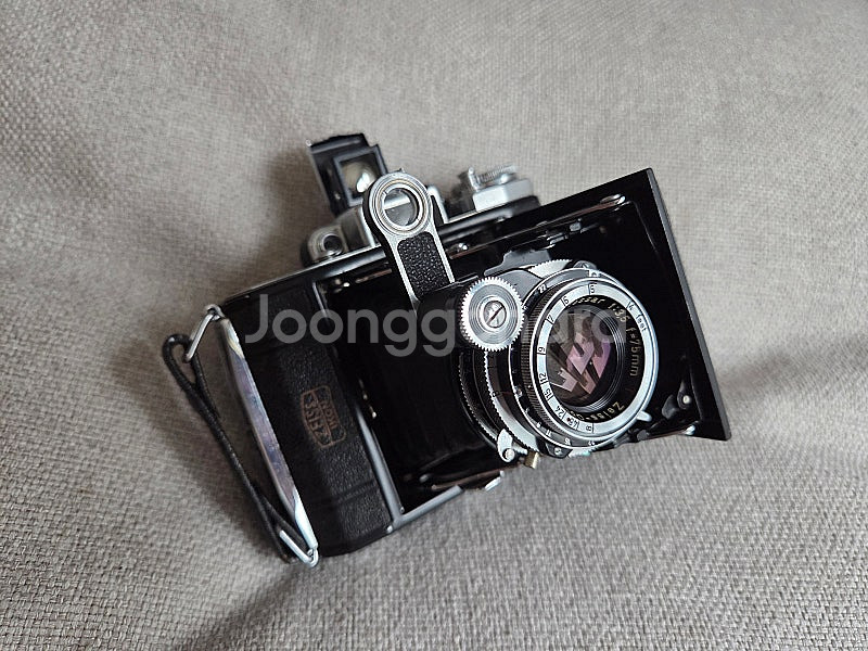 독일 필름카메라 수퍼이콘타 531A--0