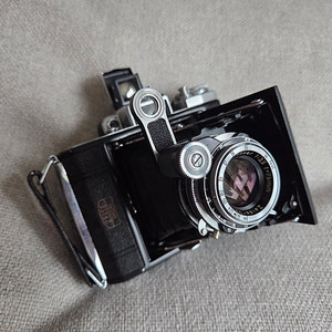 독일 필름카메라 수퍼이콘타 531A